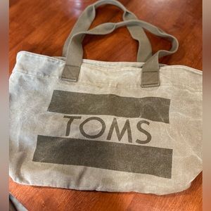 Tom’s canvas tote bag